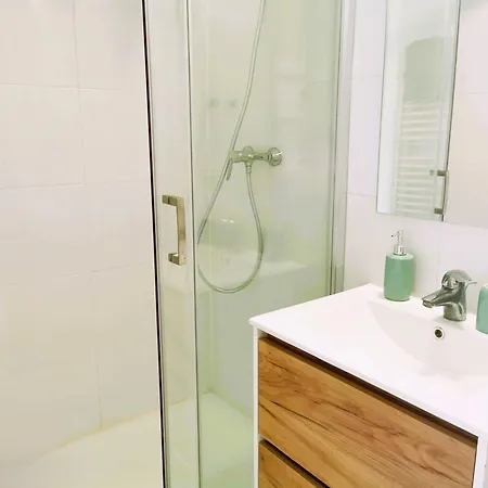 Maison Mitoyenne Parking - 4 Pers. Proche Village Naturiste - Fr-1-880-8 Apartamento *
